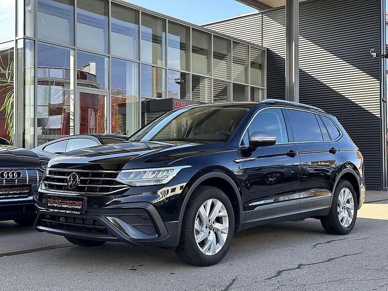 Gebraucht VW Tiguan Allspace Life 150 PS (110 kW) 2024 Schwarz SUV