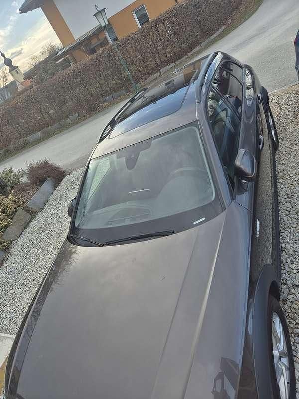 Gebraucht 2017 Audi A4 Allroad Kombi | € 20.500 (Teuer) - Bild 1/4