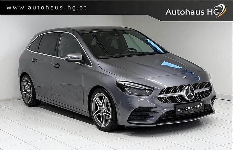Gebraucht Mercedes B180 AMG line 136 PS (100 kW) 2020 Grau Van / Kleinbus