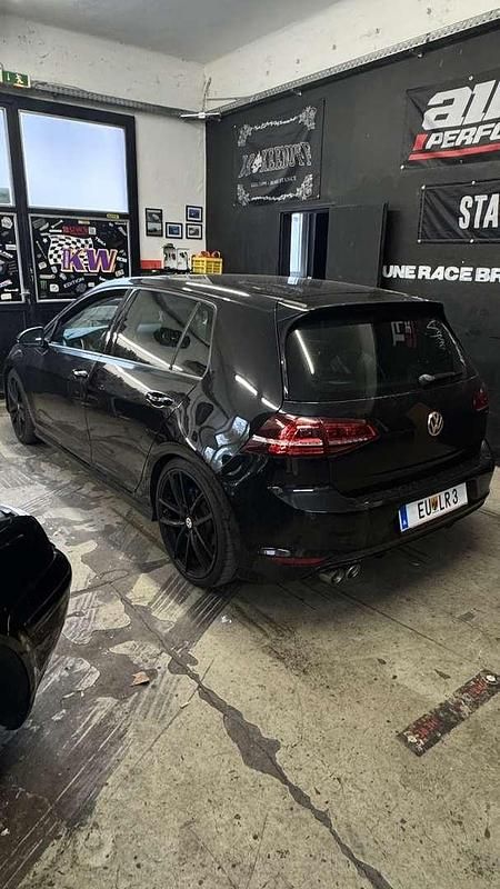 Gebraucht VW Golf VII 105 PS (77 kW) 2014 Schwarz Limousine