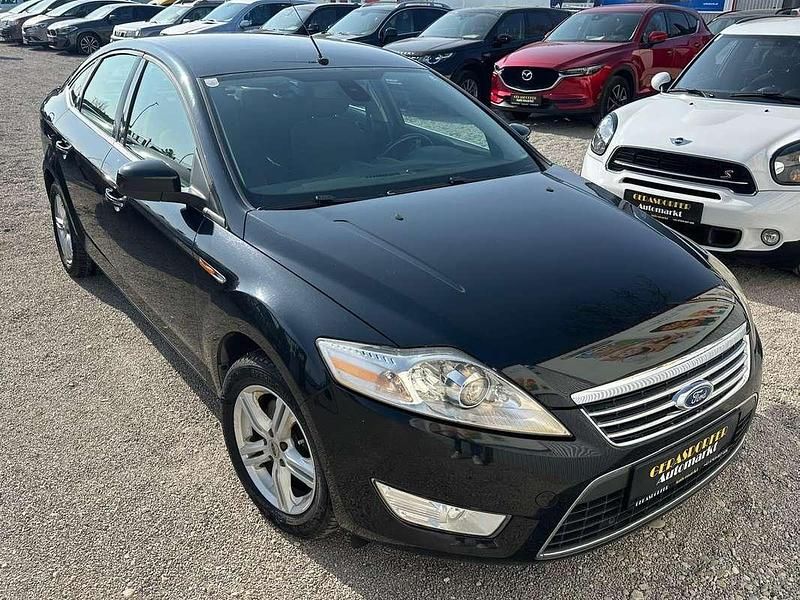 Gebraucht Ford Mondeo Ghia 140 PS (102 kW) 2011 Schwarz Limousine