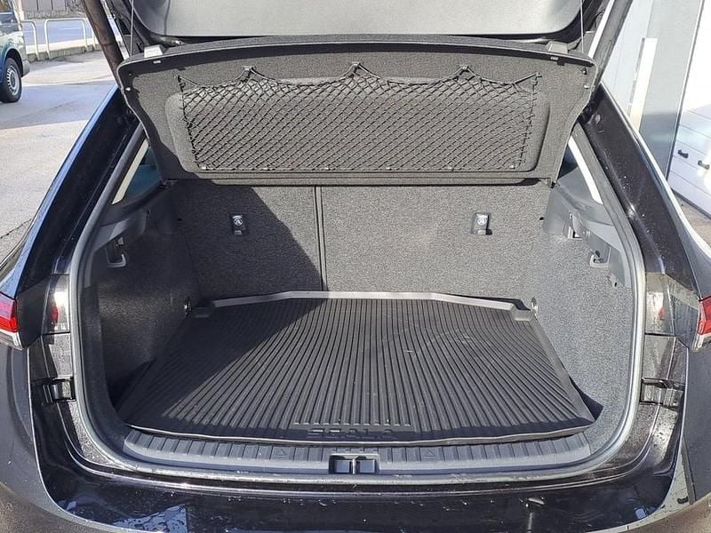 Neu Skoda Scala Selection 115 PS (84 kW) 2026 Schwarz  metallicperleffektno Kleinwagen