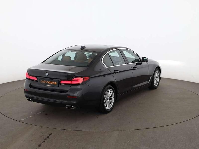 Gebraucht BMW 518 136 PS (100 kW) 2021 Grau Limousine