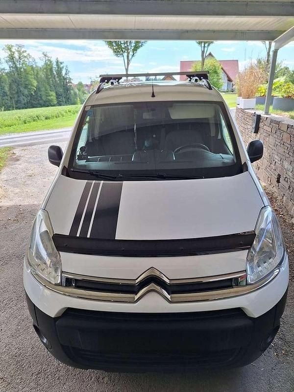 Weiß Gebraucht 2013 Citroën Berlingo Seduction Van / Kleinbus | € 6.000 (Fairer Preis) - Bild 1/4