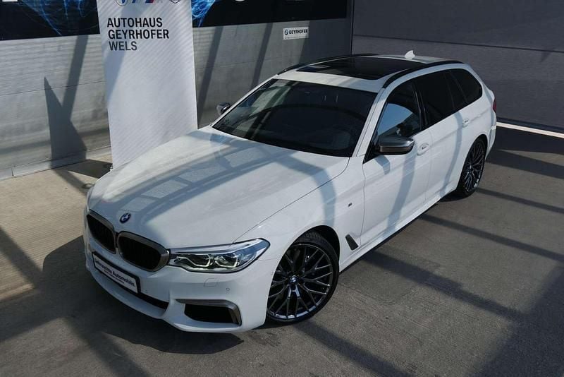 Gebraucht BMW M550 Shadowline 400 PS (294 kW) 2019 Weiß Limousine