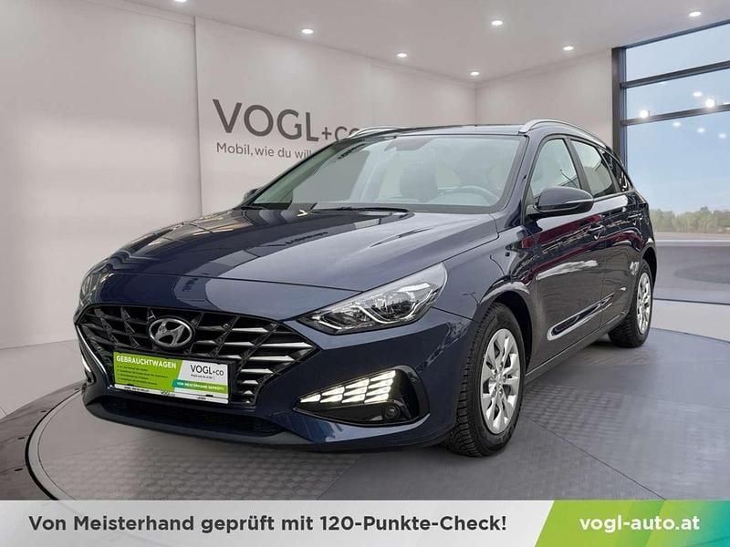 Gebraucht Hyundai i30 120 PS (88 kW) 2021 Blau Kombi