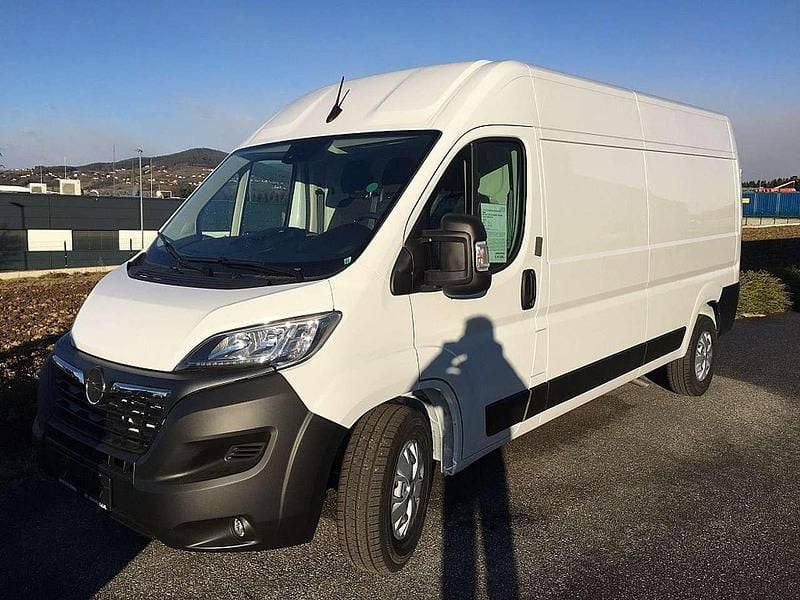 Weiß Gebraucht 2022 Opel Movano Edition Van | € 24.990 (Etwas zu teuer) - Bild 1/4
