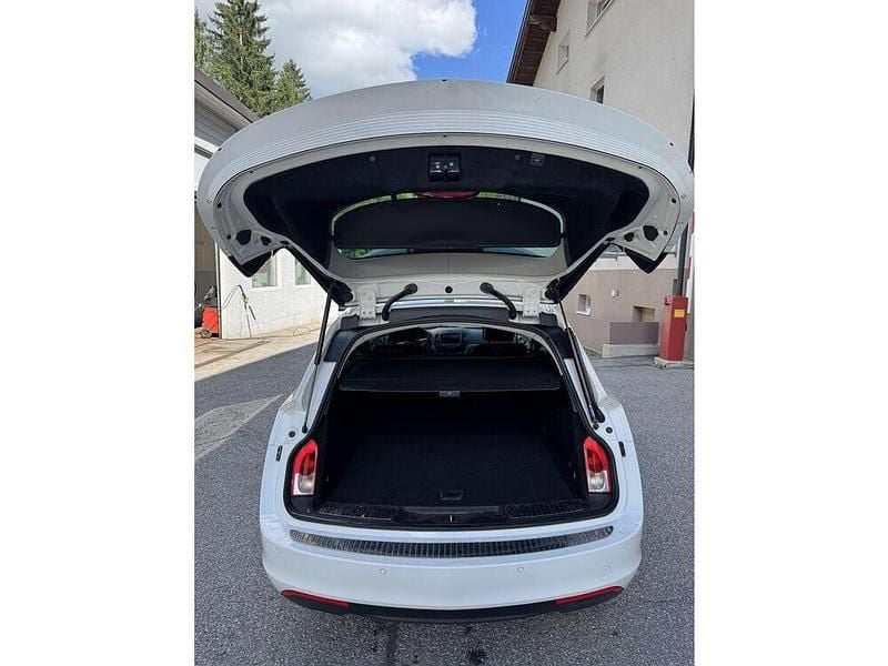 Gebraucht Opel Insignia Edition 140 PS (102 kW) 2014 Kombi