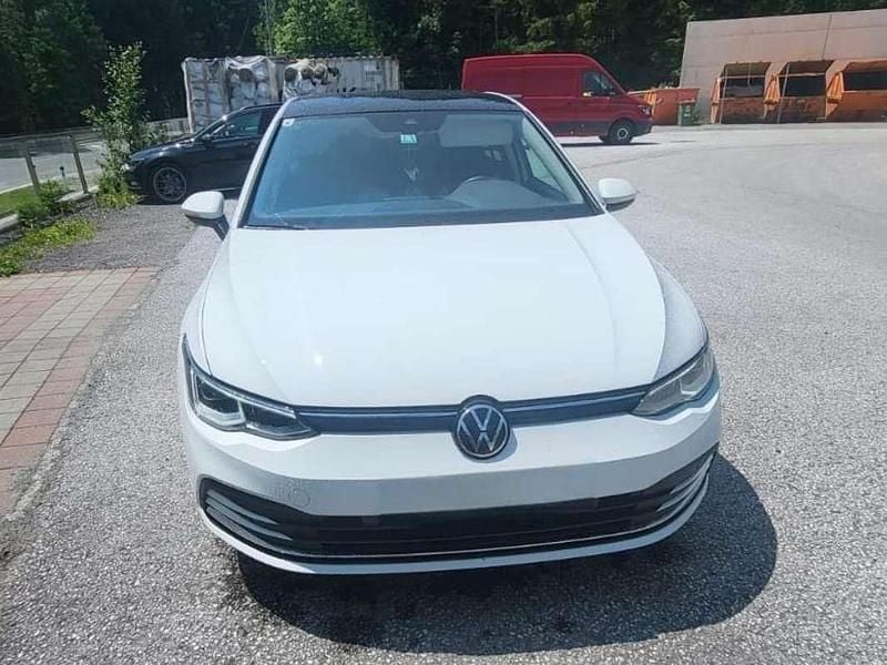 Gebraucht VW Golf VIII Style 131 PS (96 kW) 2020 Weiß Limousine