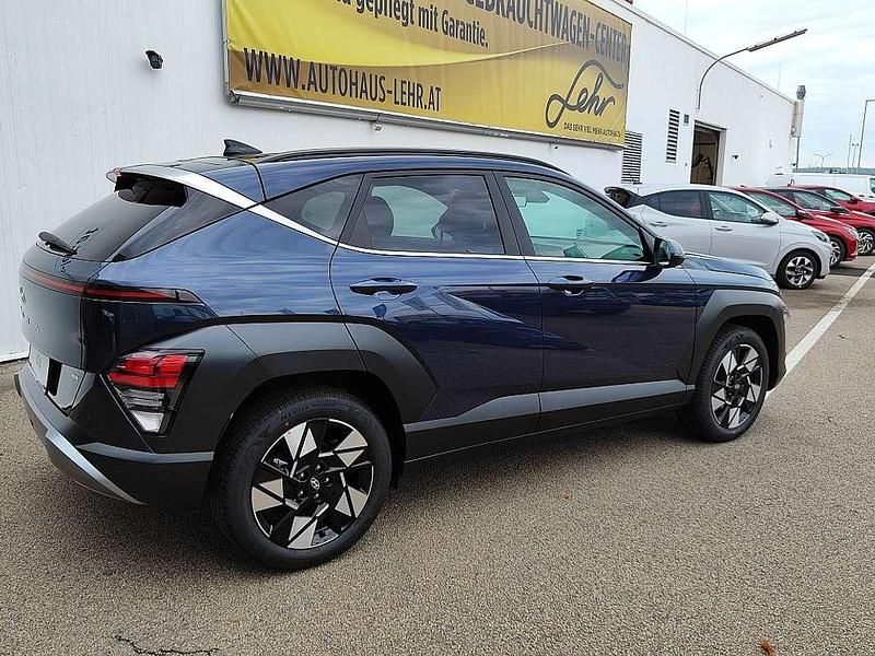 Gebraucht Hyundai Kona GO! 105 PS (77 kW) 2024 Blau SUV