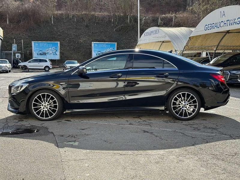 Gebraucht Mercedes CLA200 AMG line 156 PS (114 kW) 2018 Schwarz Coupé