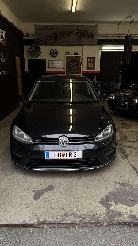 Gebraucht VW Golf VII 105 PS (77 kW) 2014 Schwarz Limousine