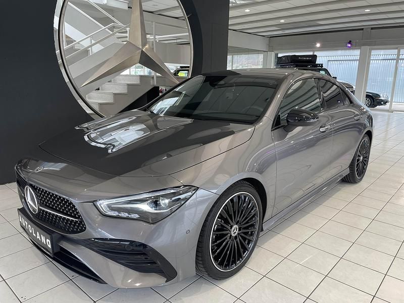 Gebraucht Mercedes CLA200 AMG line 177 PS (130 kW) 2023 Grau Coupé
