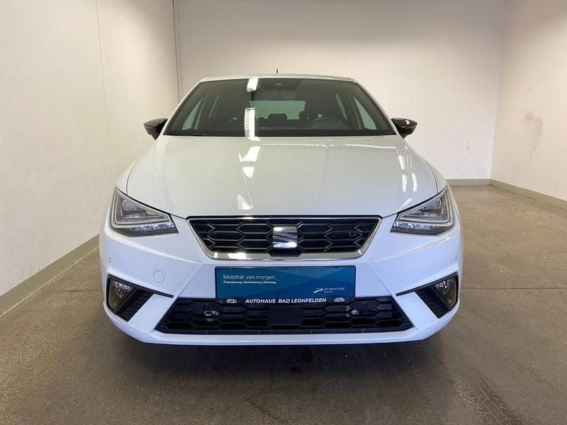 Gebraucht Seat Ibiza FR 116 PS (85 kW) 2024 Weiß Limousine
