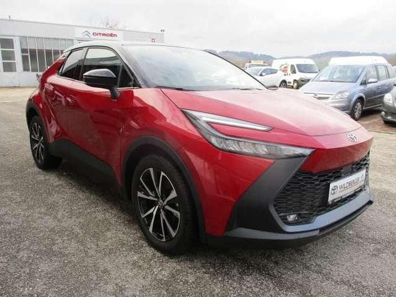 Neu Toyota C-HR Active 98 PS (72 kW) 2025 Rot SUV