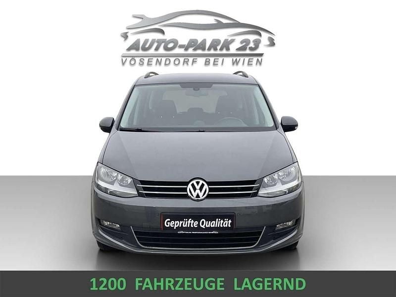 Gebraucht VW Sharan 140 PS (102 kW) 2011 Grau Van / Kleinbus