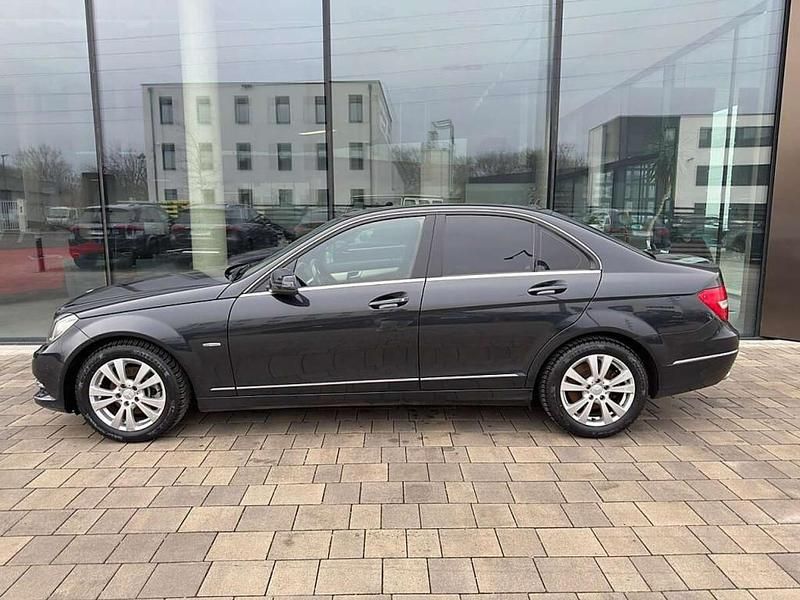 Gebraucht Mercedes C220 Avantgarde 170 PS (125 kW) 2012 Schwarz Limousine