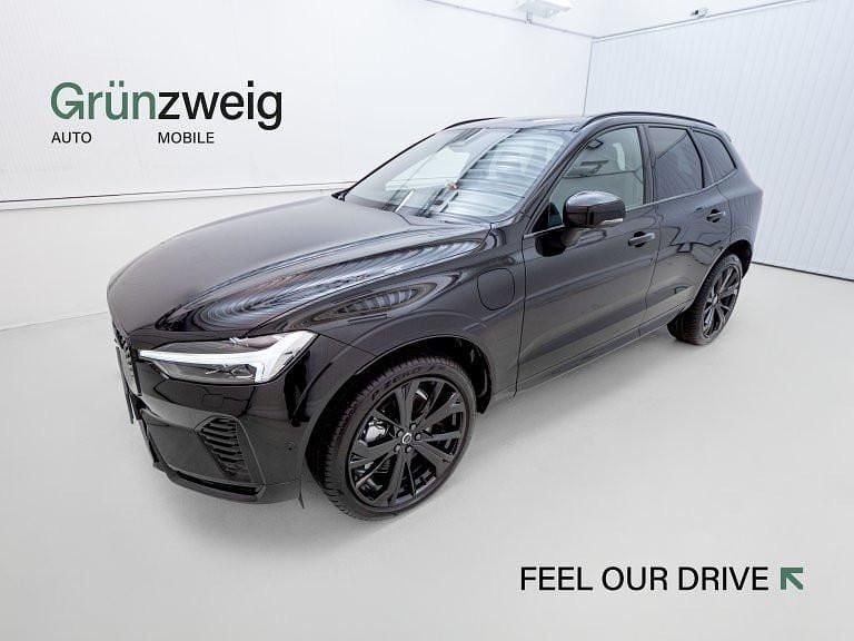 Neu Volvo XC60 Plus 349 PS (256 kW) 2025 Schwarz SUV