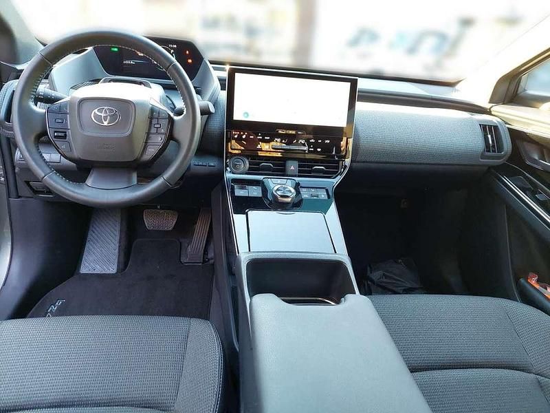 Gebraucht Toyota bZ4X 117 kW (160 PS) 2022 Grau SUV