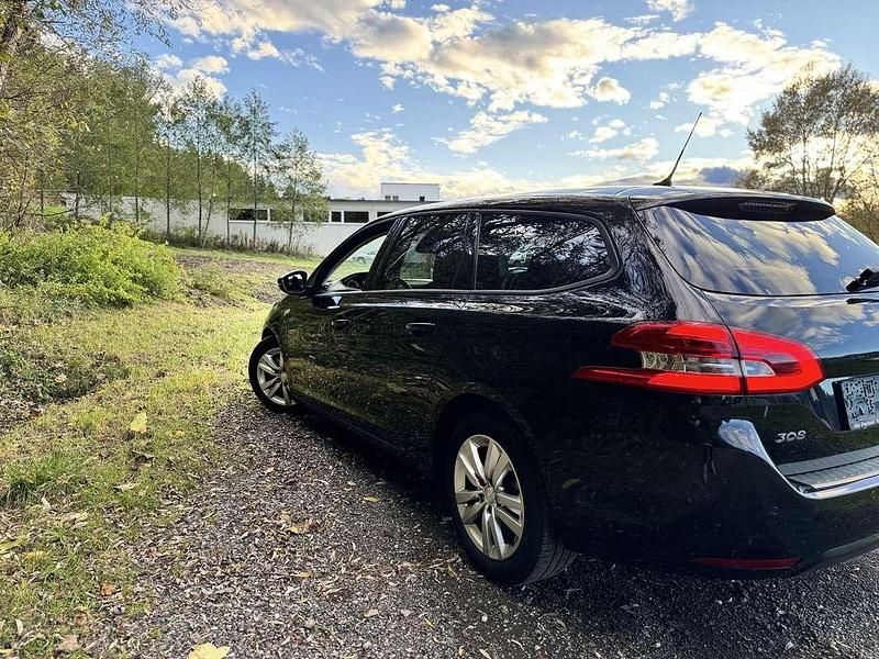 Gebraucht Peugeot 308 SW Access 99 PS (72 kW) 2016 Kombi