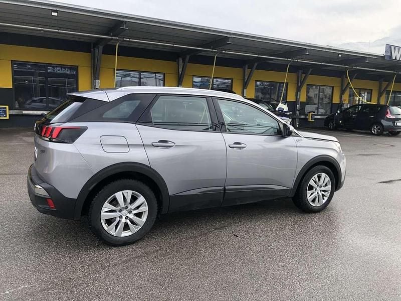 Gebraucht Peugeot 3008 131 PS (96 kW) 2019 Limousine