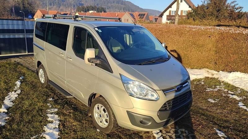 Gebraucht Ford Tourneo Titanium 155 PS (114 kW) 2013 Van / Kleinbus