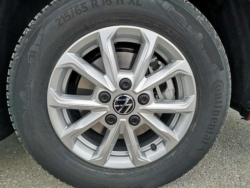 Neu VW California Highline 150 PS (110 kW) 2025 Rot Van