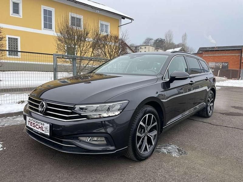 Grau Gebraucht 2022 VW Passat Business Kombi | € 20.999 (Superpreis) - Bild 1/4