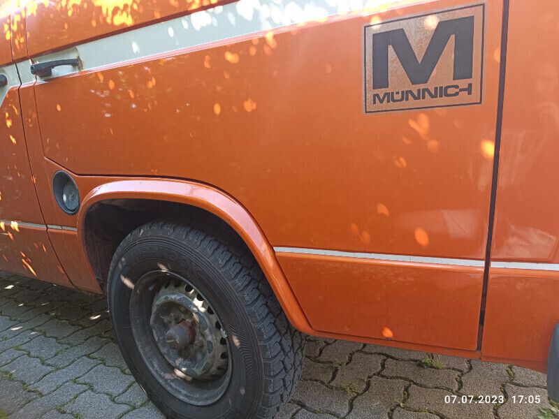 Gebraucht VW T3 69 PS (50 kW) 1981 Orange Van
