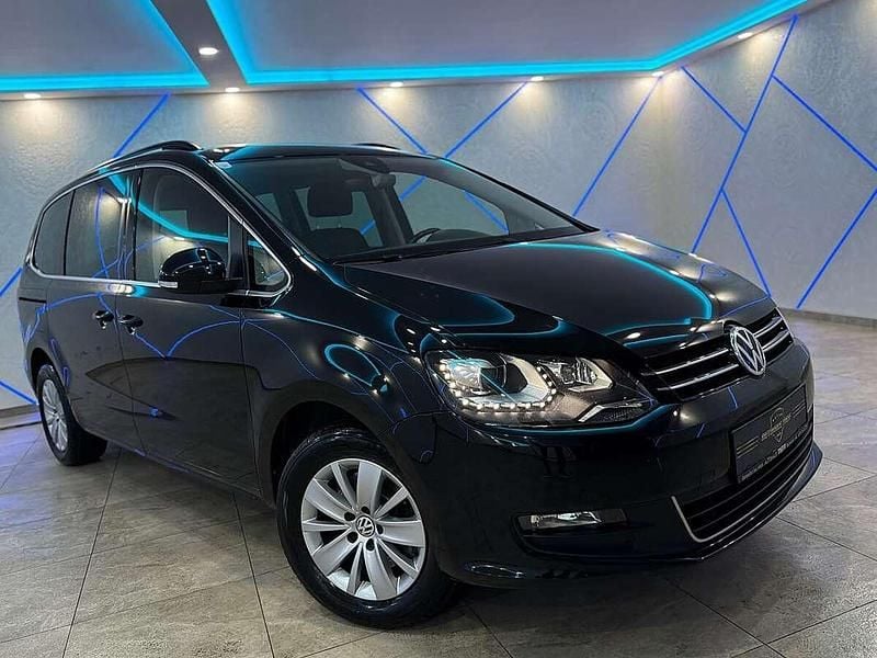 Gebraucht VW Sharan Family 150 PS (110 kW) 2019 Schwarz Van / Kleinbus