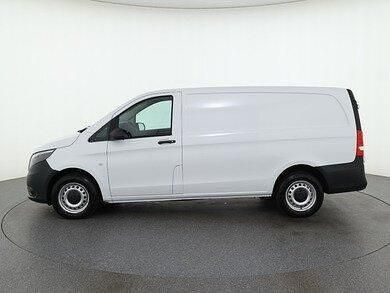 Gebraucht Mercedes Vito 163 PS (119 kW) 2021 Arktikweiß Van