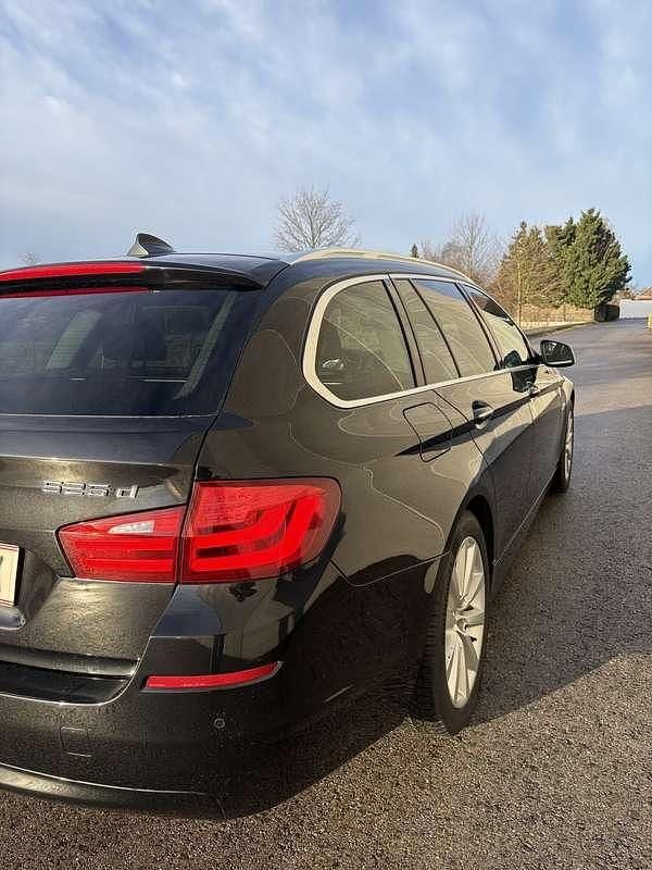 Gebraucht BMW 525 204 PS (150 kW) 2011 Kombi