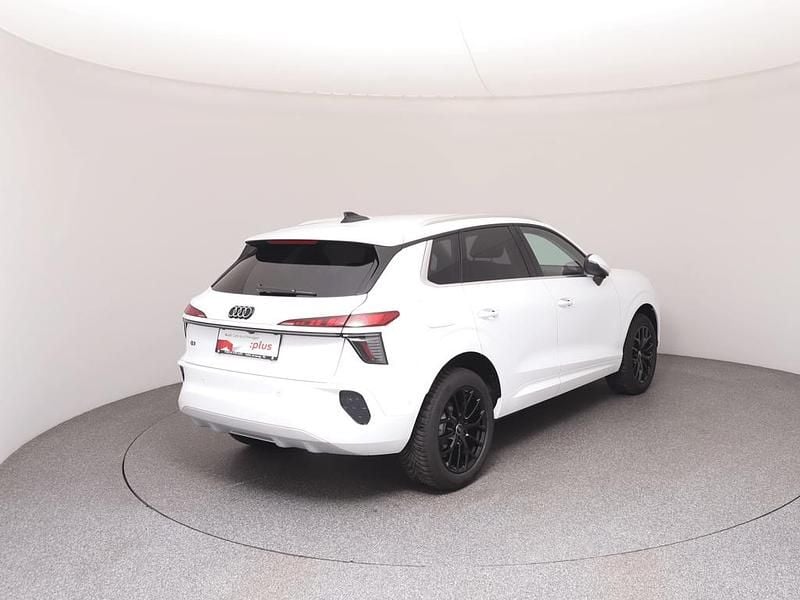 Neu Audi Q3 150 PS (110 kW) 2026 Weiss  normal SUV