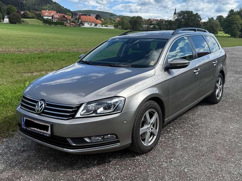 Gebraucht VW Passat Highline 105 PS (77 kW) 2012 Bronze Kombi