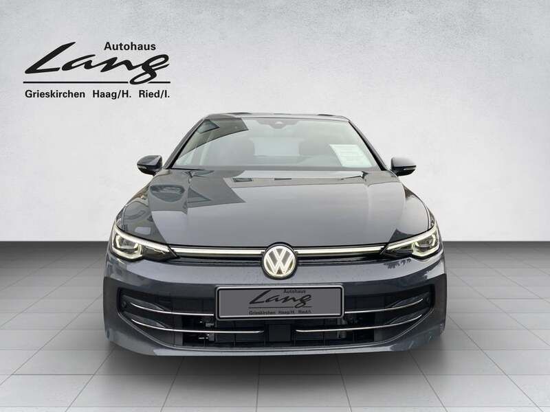 Gebraucht VW Golf VIII Style 204 PS (150 kW) 2024 Mittelgrau  metallic Limousine