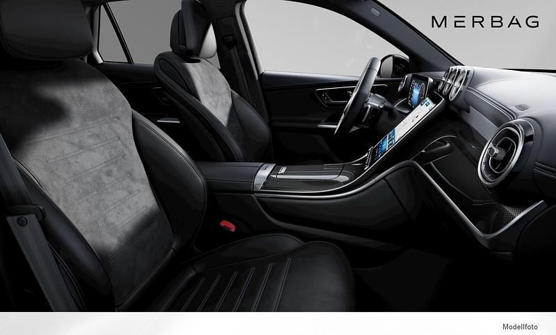 Gebraucht Mercedes GLC300 197 PS (144 kW) 2024 Hightechsilber metal