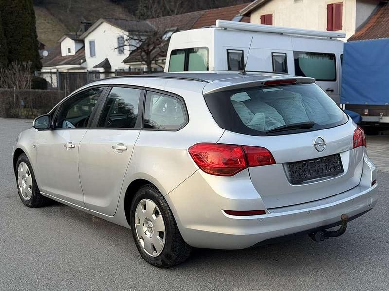 Gebraucht Opel Astra 110 PS (80 kW) 2012 Kombi