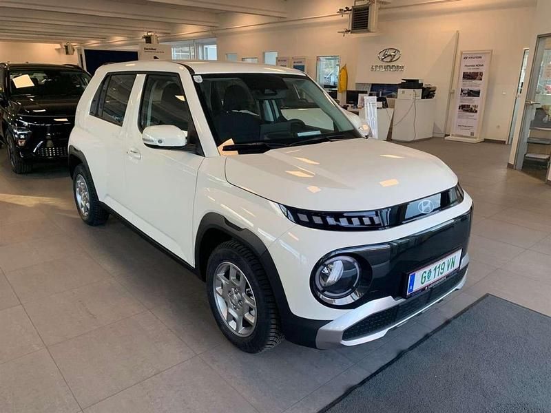 Gebraucht Hyundai Inster 27 kW (38 PS) 2025 Weiß Kleinwagen
