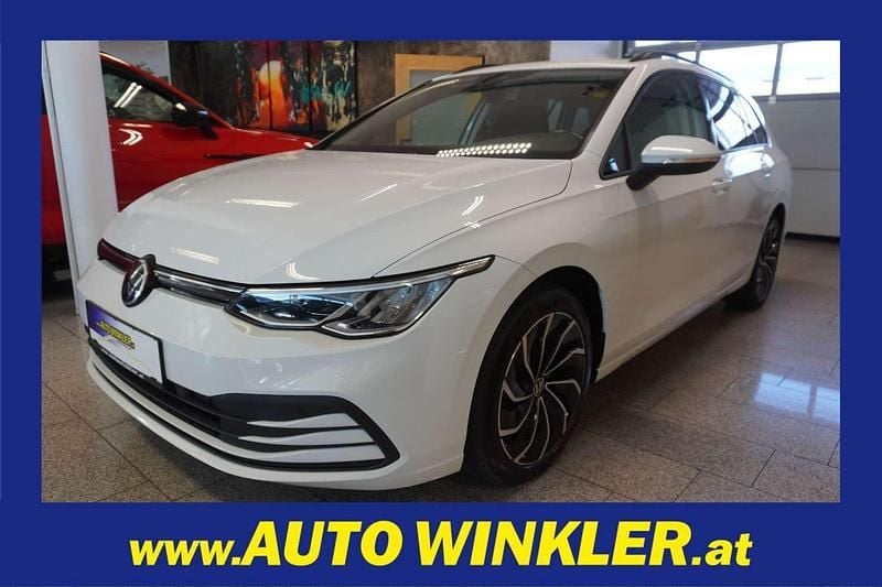 Weiß Gebraucht 2021 VW Golf VIII Life Kombi | € 17.770 (Guter Preis) - Bild 1/4