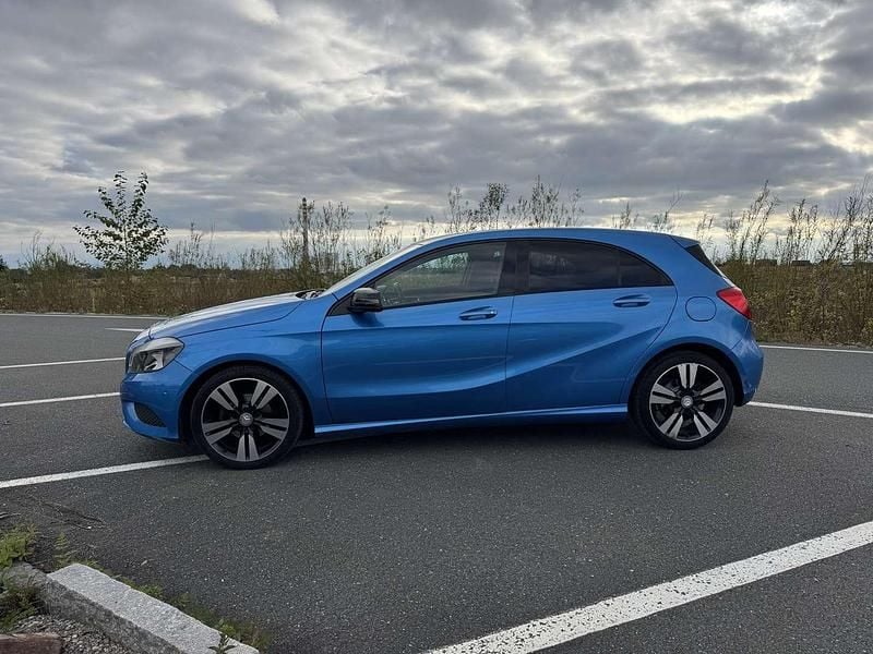 Gebraucht 2013 Mercedes A180 Edition Limousine | € 9.900 (Fairer Preis) - Bild 1/4