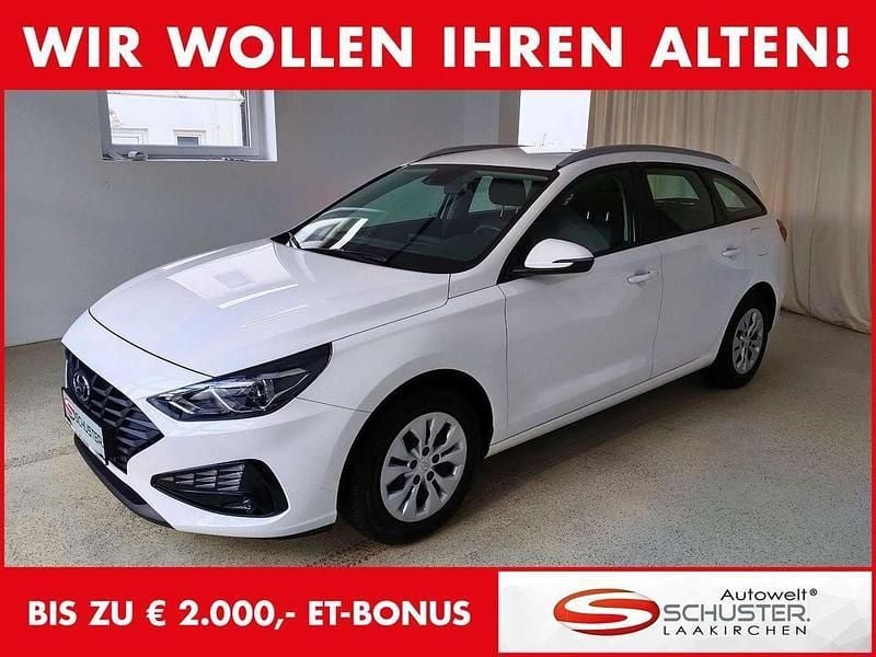 Weiss Gebraucht 2021 Hyundai i30 Kombi | € 14.712 (Superpreis) - Bild 1/3