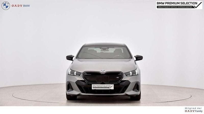 Gebraucht BMW i5 Shadowline 442 kW (601 PS) 2023 Frozen pure grey Limousine