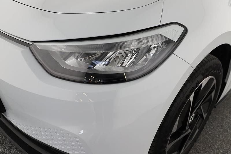 Gebraucht VW ID.3 Pro Performance 150 kW (204 PS) 2021 Weiss  normal Kleinwagen
