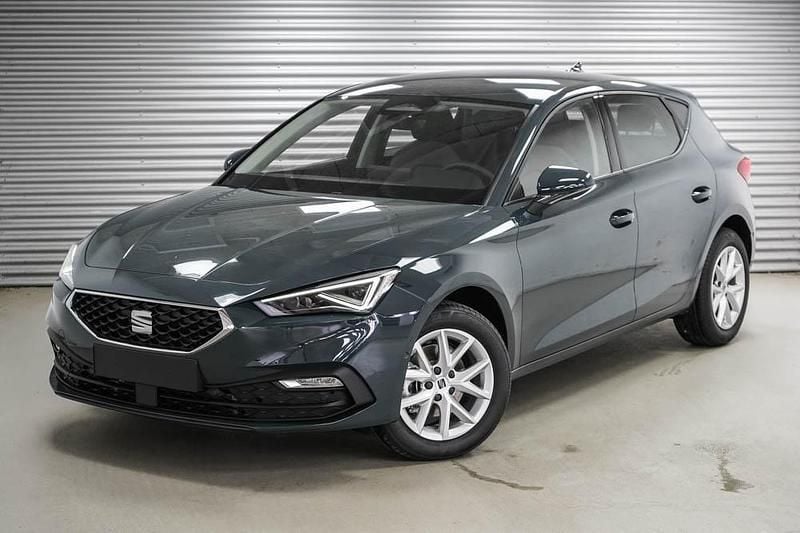 Neu Seat Leon Style 116 PS (85 kW) 2025 Blau Limousine