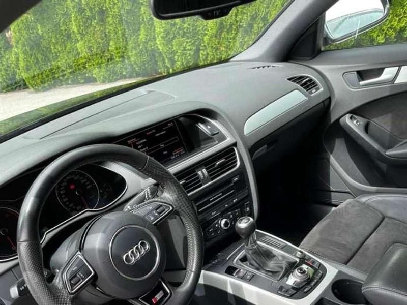 Gebraucht Audi A4 Comfort 140 PS (102 kW) 2012 Schwarz Kombi