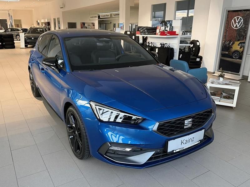 Gebraucht Seat Leon FR 115 PS (84 kW) 2025 Hellblau  metallic