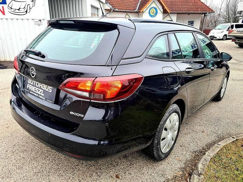 Gebraucht Opel Astra Edition 105 PS (77 kW) 2017 Schwarz Kombi