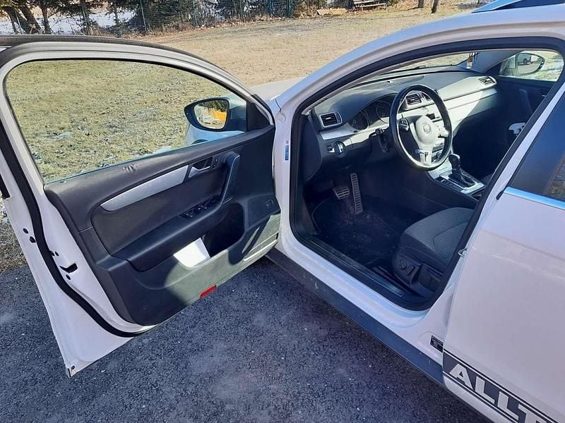 Gebraucht VW Passat 170 PS (125 kW) 2013 Kombi