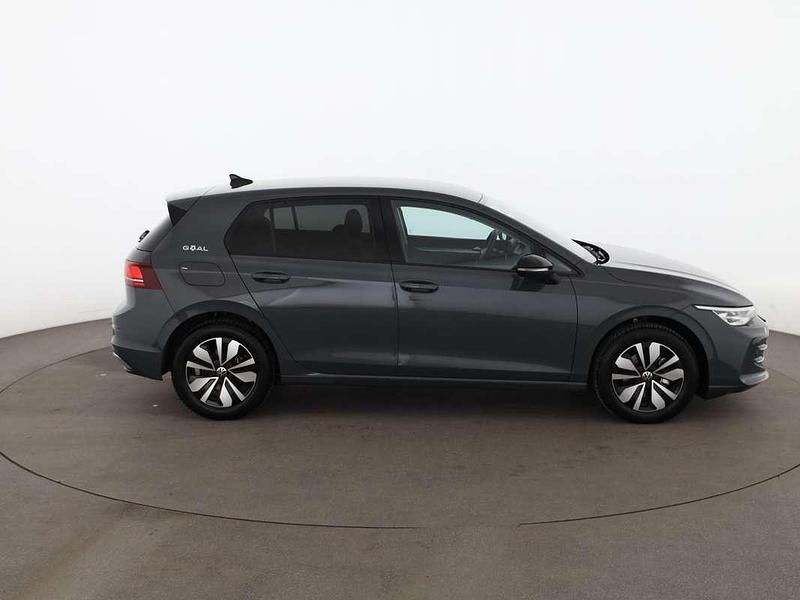 Gebraucht VW Golf VIII Goal 150 PS (110 kW) 2025 Grau Limousine