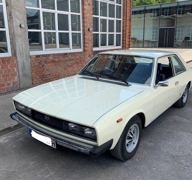 Gebraucht Fiat 130 165 PS (121 kW) 1974 Weiß Coupé